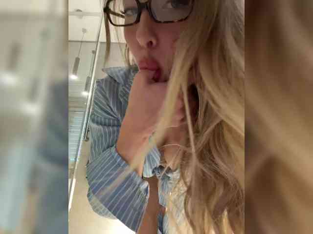 Chloee