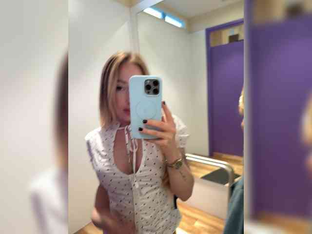 Chloee