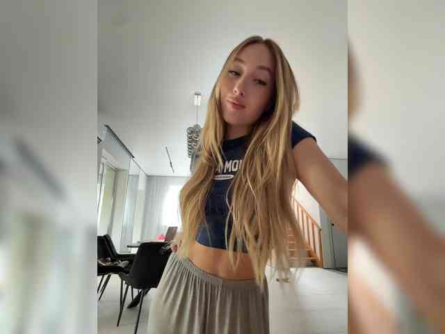 Chloee webcam