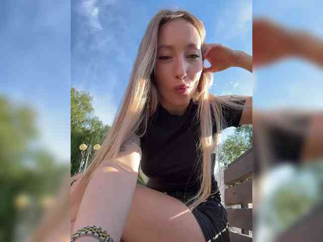 Chloee webcam