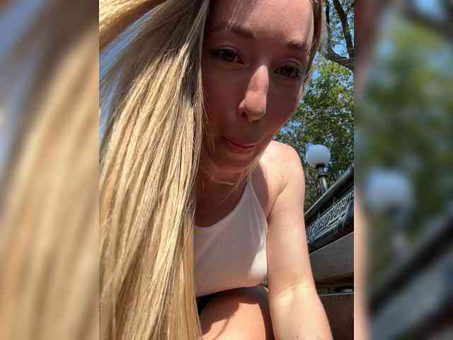 Chloee webcam