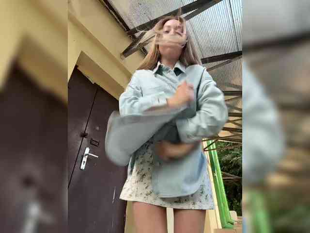 Chloee webcam