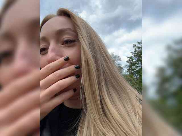 Модель: Chloee