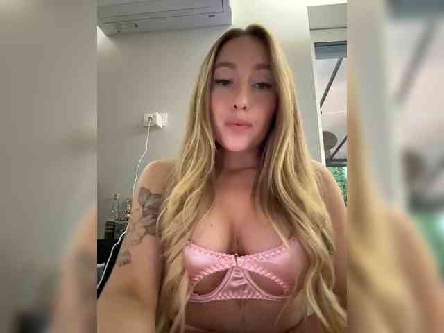 Chloee