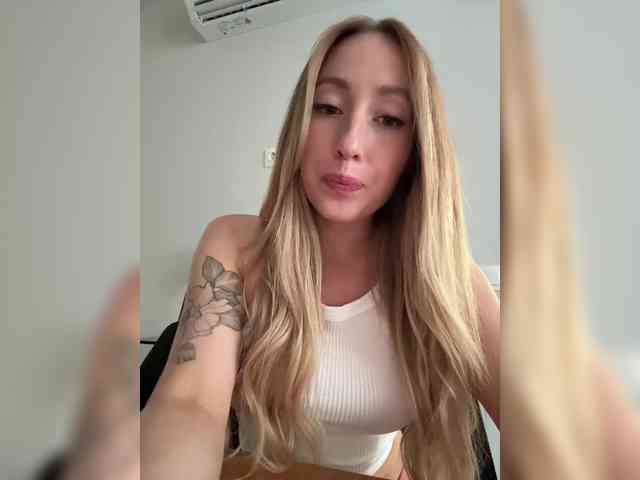 Chloee webcam