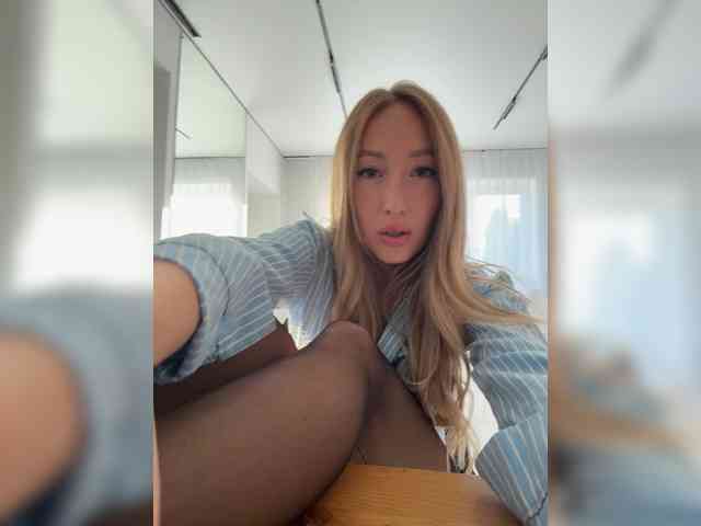 Chloee webcam