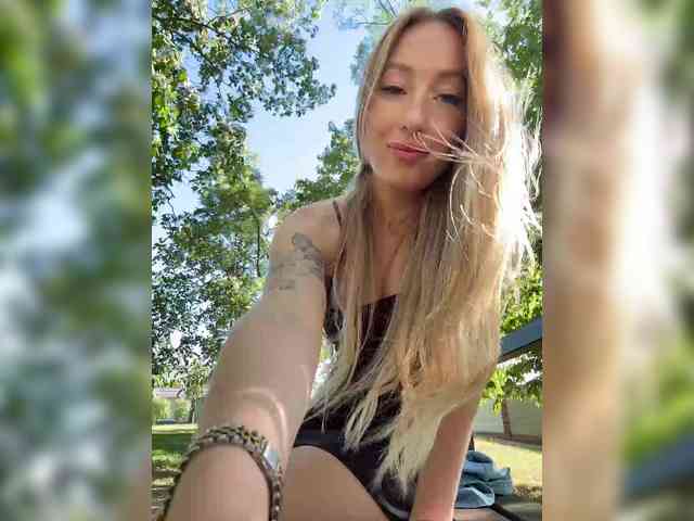 Chloee webcam