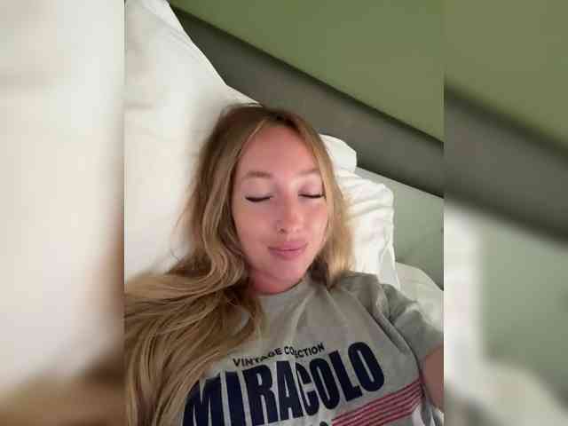 Chloee webcam