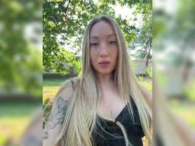 Chloee webcam
