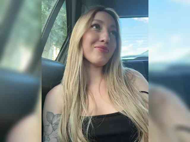 Chloee webcam
