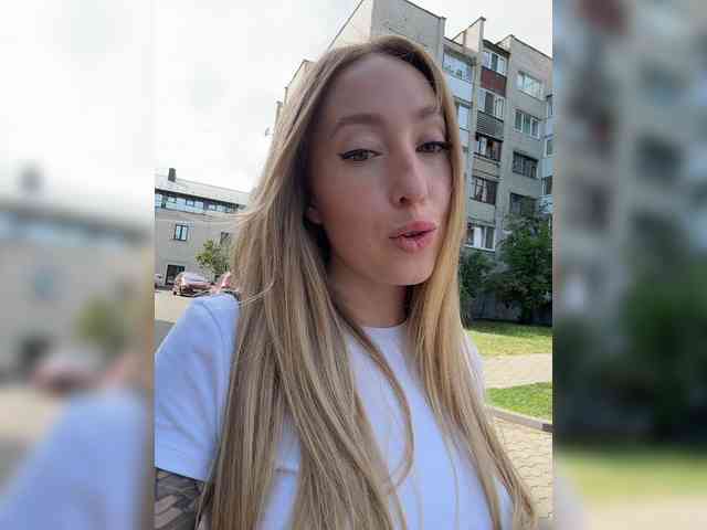 Модель: Chloee