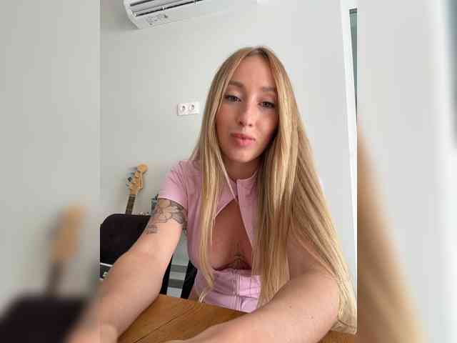chloee's live room