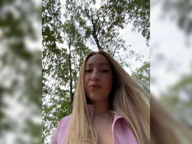 Модель: Chloee