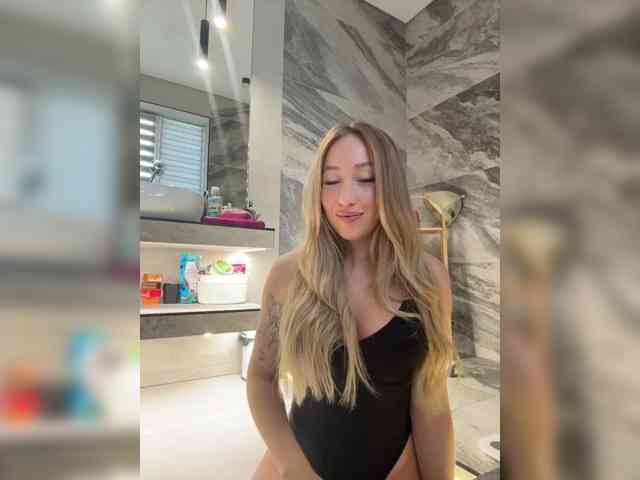 Chloee