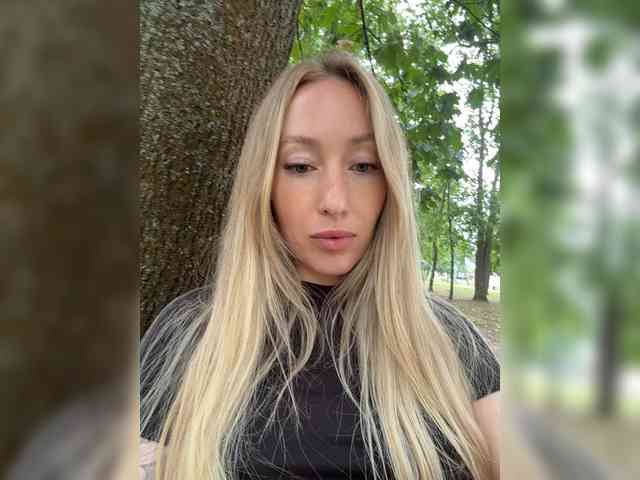 Chloee webcam