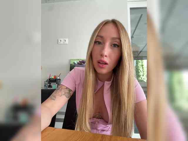 Chloee webcam
