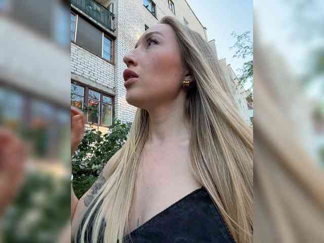 Модель: Chloee