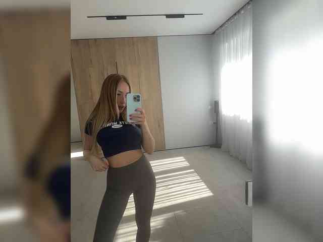 Chloee webcam