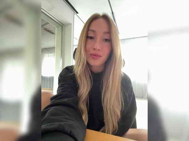 Chloee webcam
