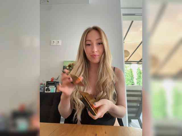 Chloee