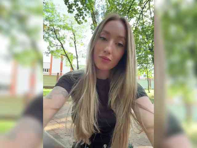 Chloee webcam