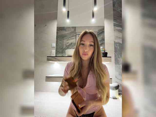 Chloee