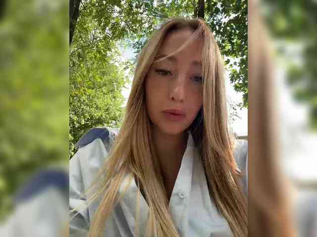 KiraBlake Sex Cam Show