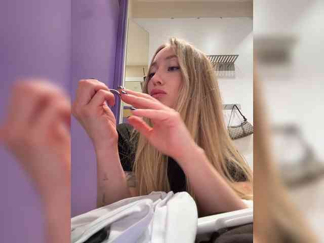 Chloee webcam