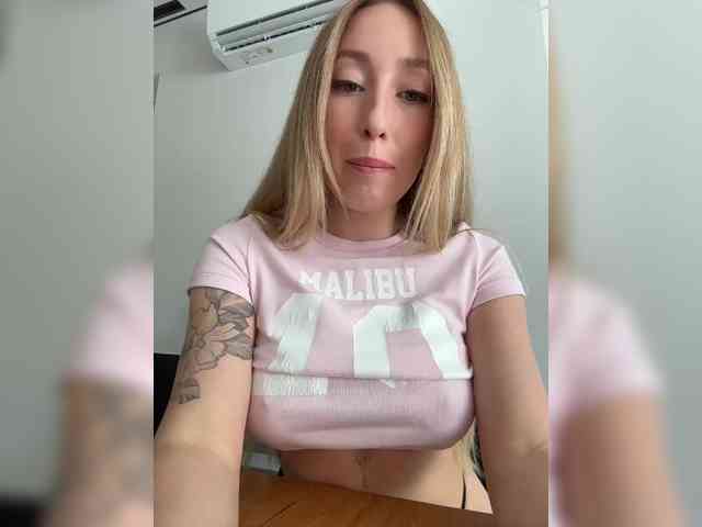 Модель: Chloee