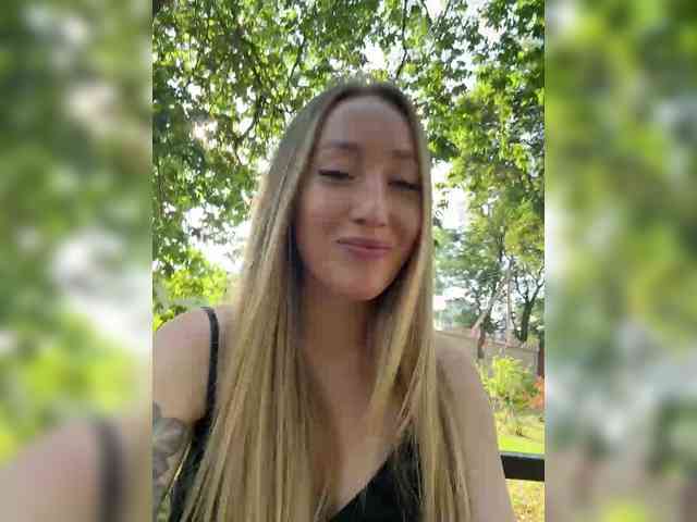 Chloee webcam