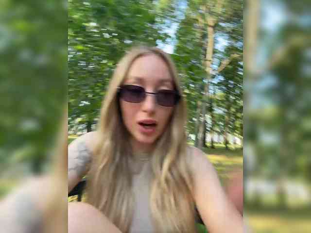 Chloee webcam