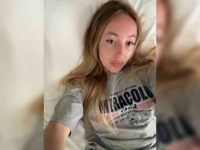 Chloee webcam