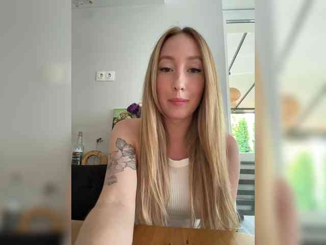 Chloee webcam