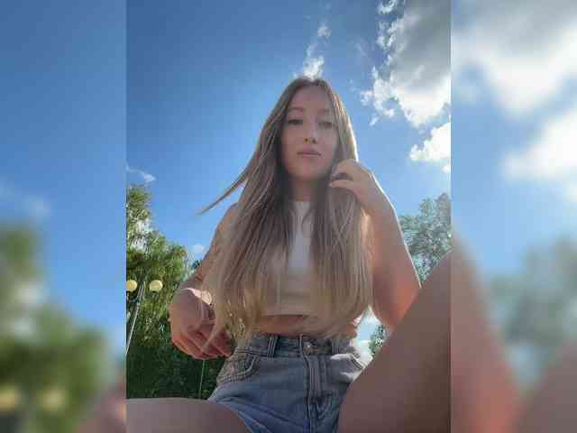 Chloee webcam