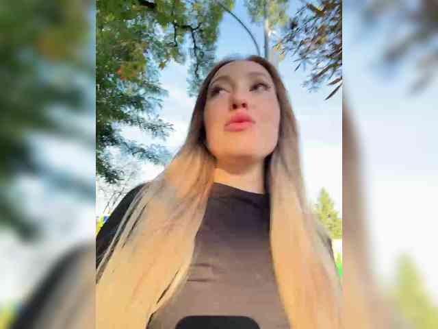 Chloee webcam