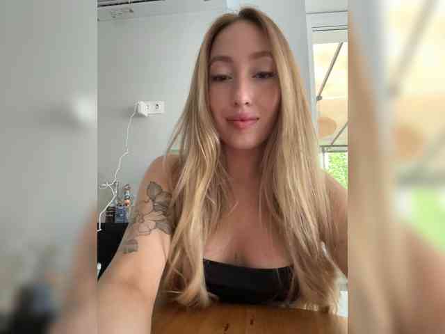 Chloee webcam