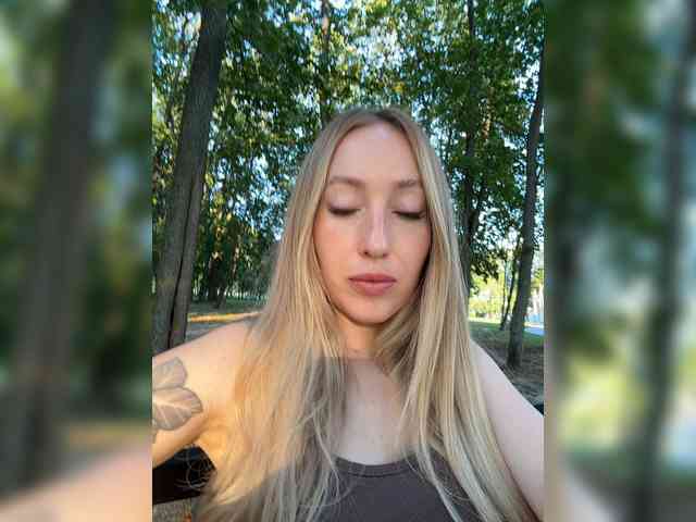 Chloee webcam