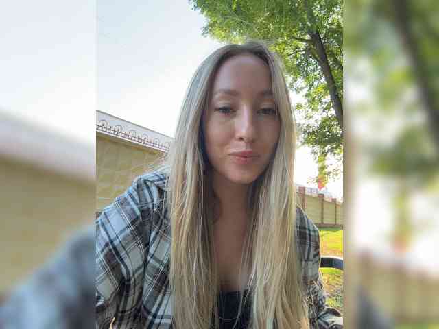 Chloee webcam
