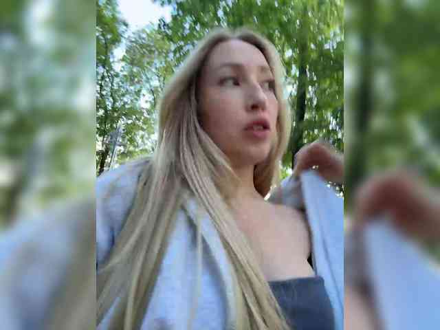 Chloee webcam