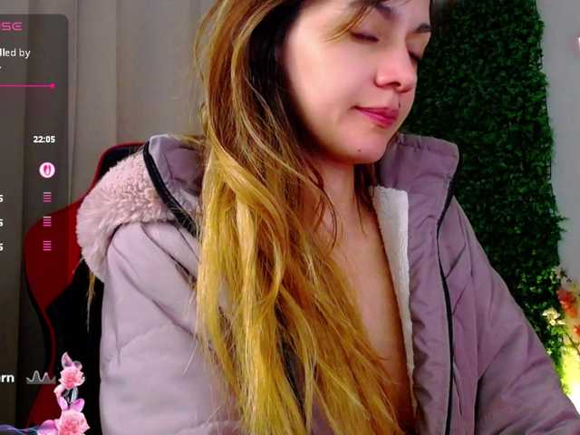 Rosmar7- live cam on BongaCams