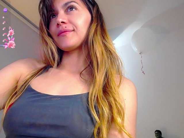 Rosmar7- live cam on BongaCams