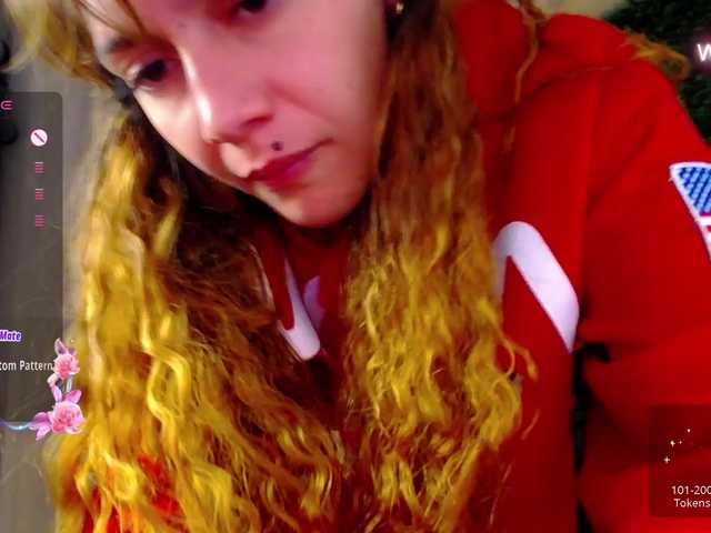 le modèle Rosmar_18 est en webcam porno dans un show sur le site bongacams, il possède les tags suivants: White/Caucasian,Blonde,Trimmed