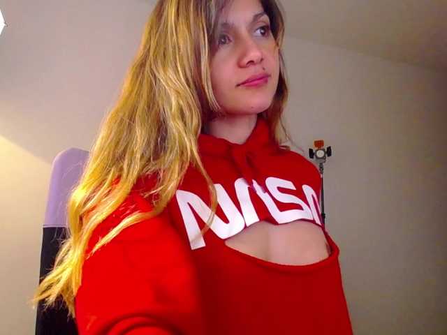 Rosmar7- live cam on BongaCams