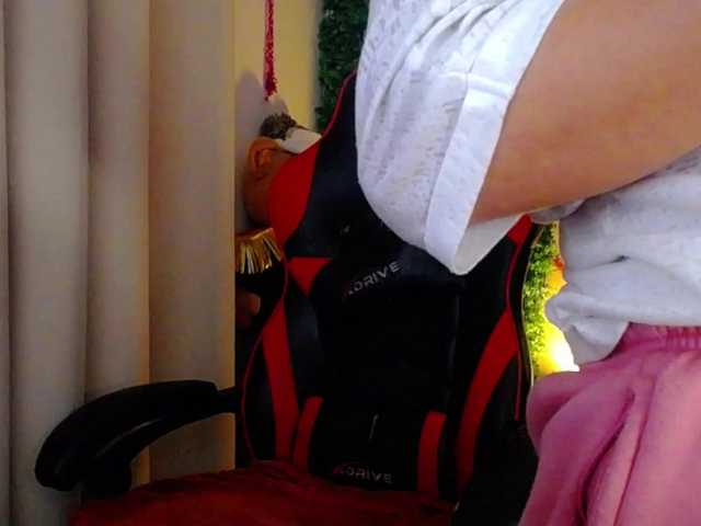 Rosmar7- live cam on BongaCams