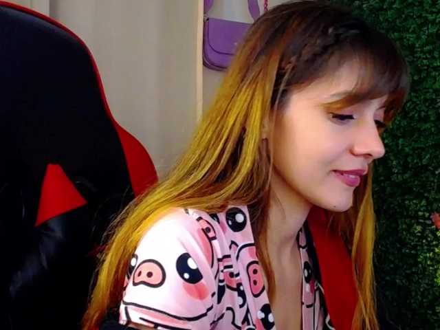 Rosmar7-'s BongaCams show and profile