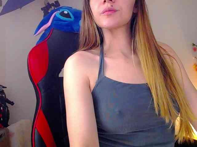 rosmar_18's live room