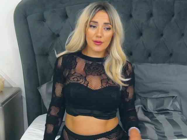 AlizNichols webcam