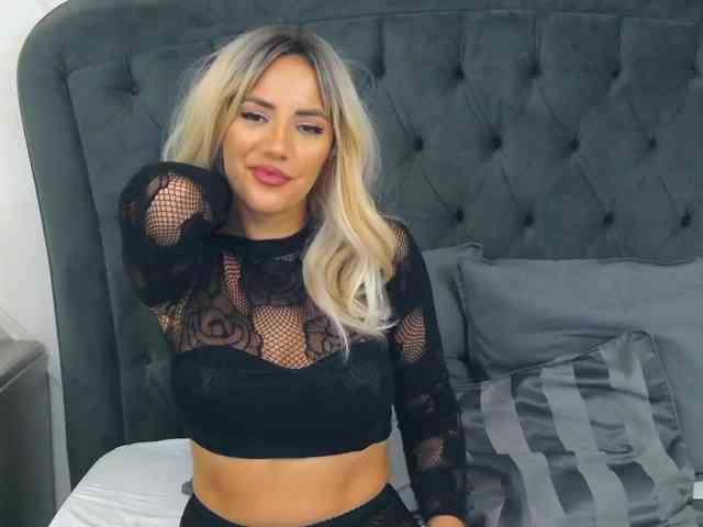 AlizNichols webcam