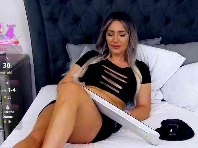 AlizNichols webcam