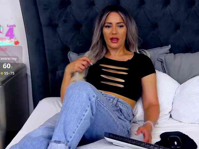 AlizNichols webcam